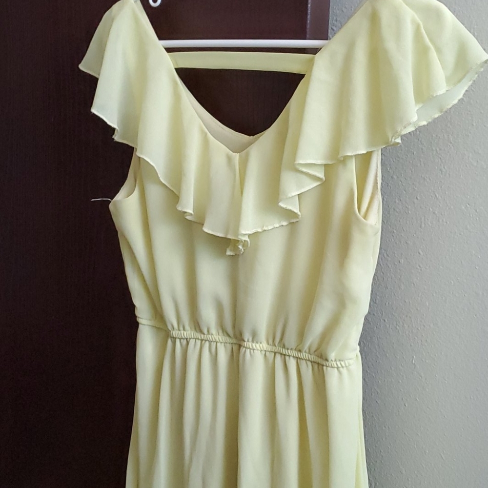 Yellow dress 💛